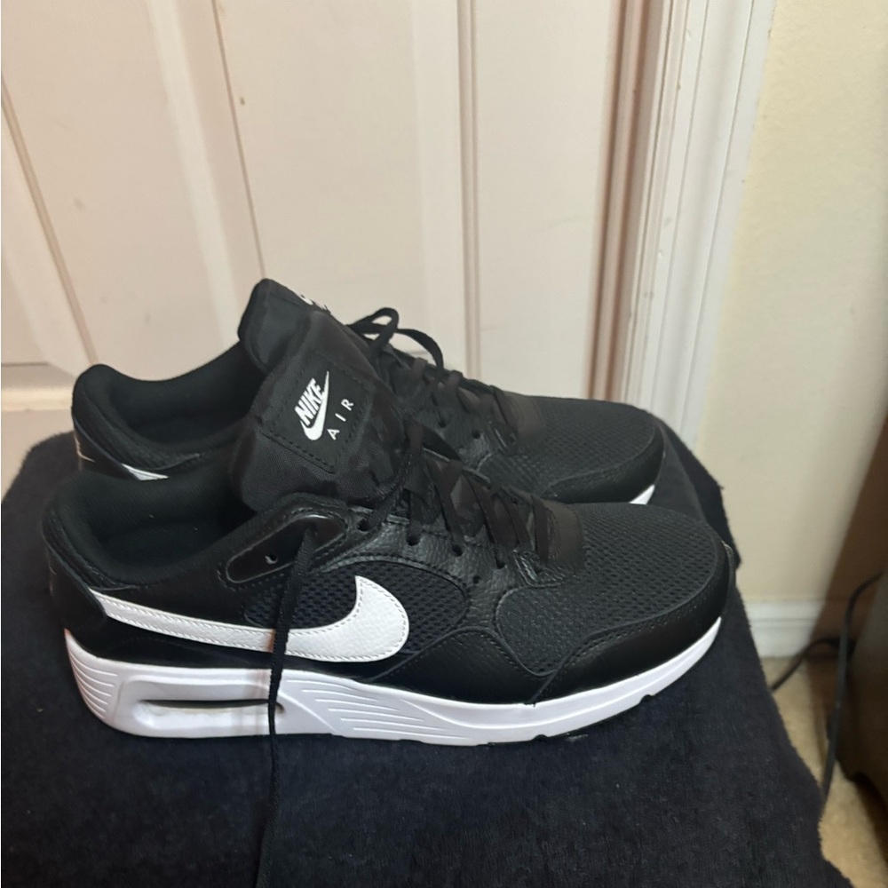 Nike sneakers women